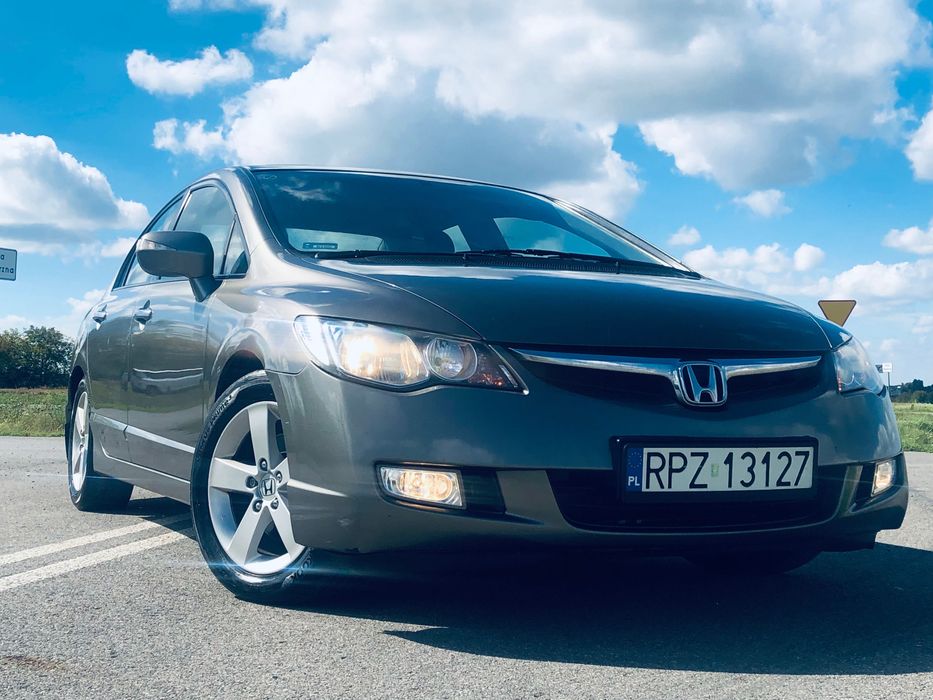 Honda Civic VIII / 1.8 i-VTEC / 140KM + GAZ