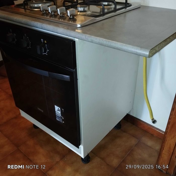 Forno Zanussi com timmer