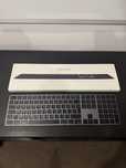Apple Magic Keyboard z klawiaturą numeryczną - Czarna, Używana