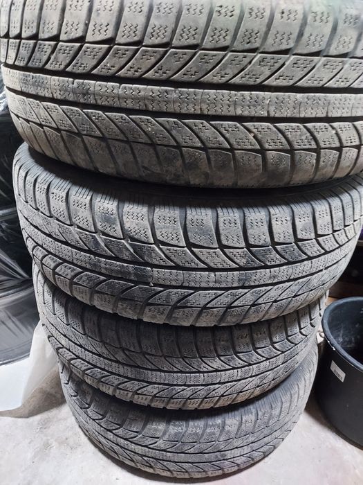 195/65 R15 5*112 з мет.дисками