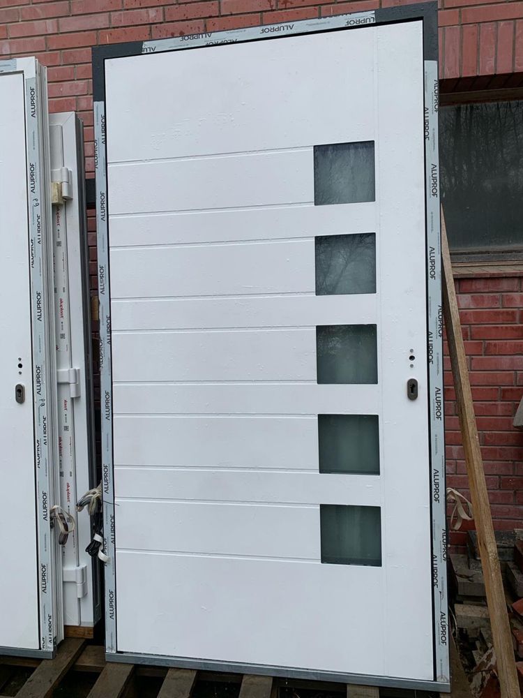 Drzwi wejsciowe Despiro aluminium 120x219h  Prawe ze sterowaniem