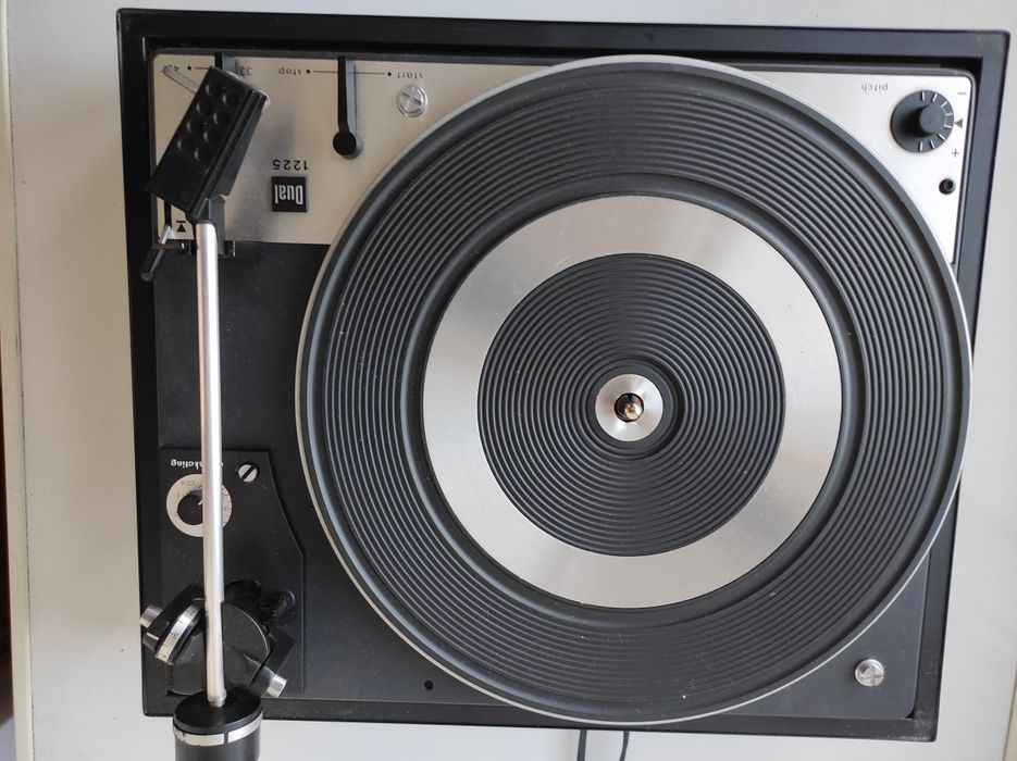 Gira discos Dual CS 18 (avaria)