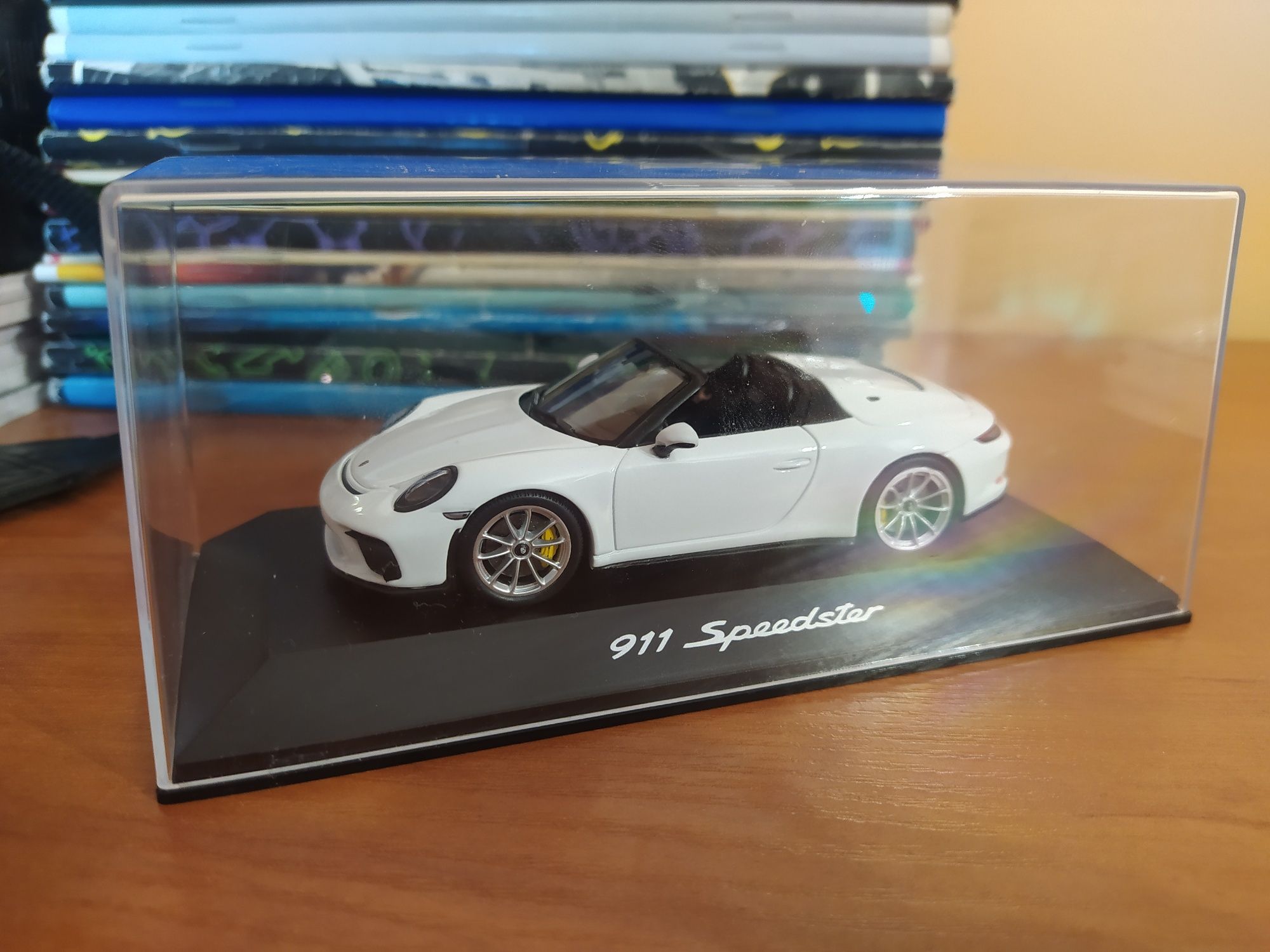 Model Porsche 911 (991) Speedster 1:43