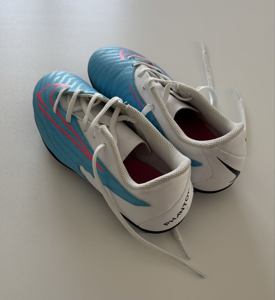 Chuteiras Nike phantom GX T35 (como novas)