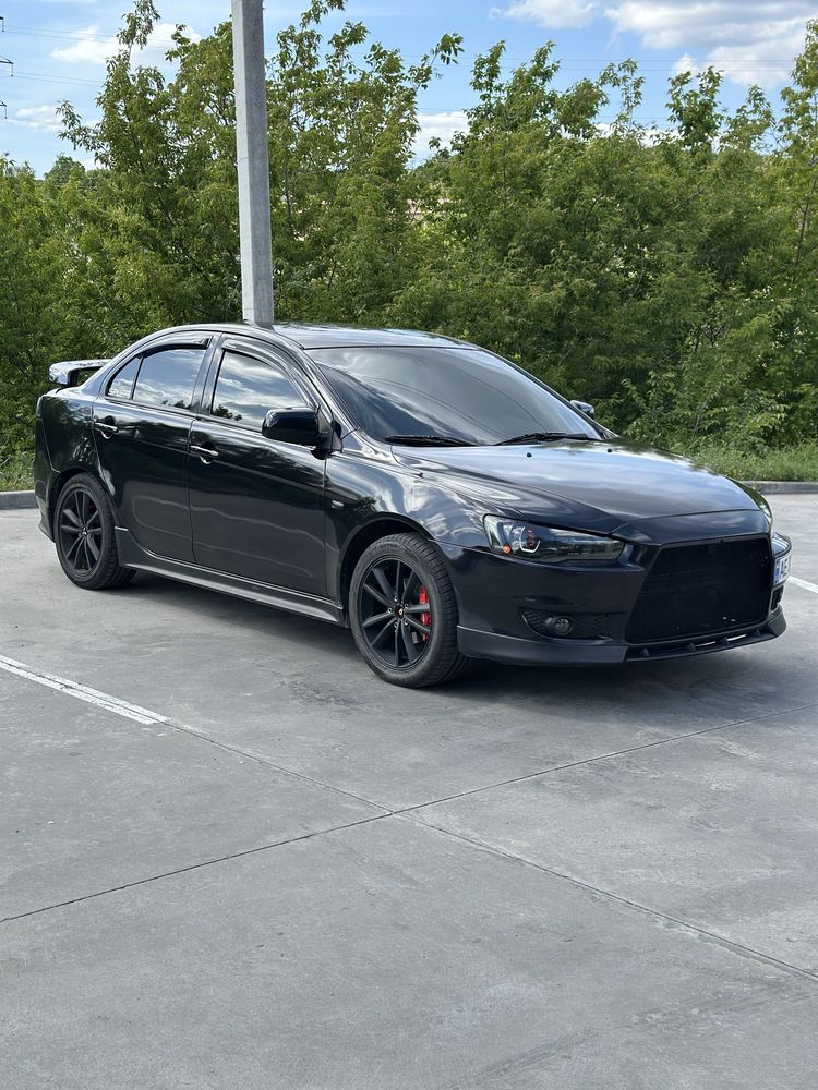 Mitsubishi Lancer 10