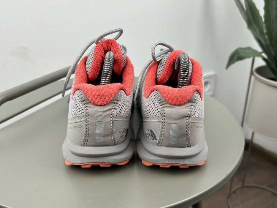 Оригінал! Кросівки The North Face 39 розмір MM335