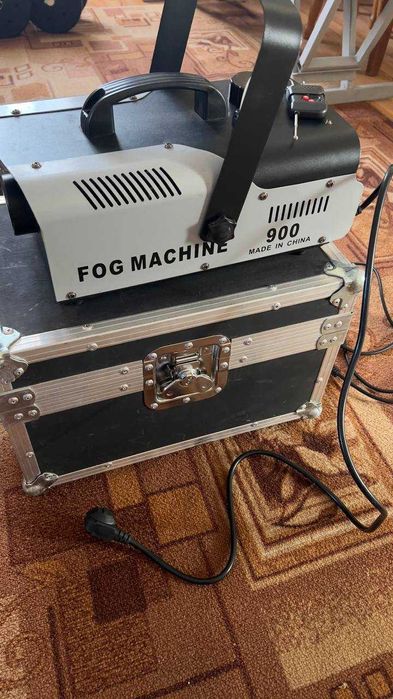 Продам потужний генератор диму 900 Вт з дистанційним керуванням