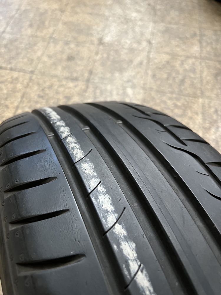 Pneus semi-novos 205/40R18