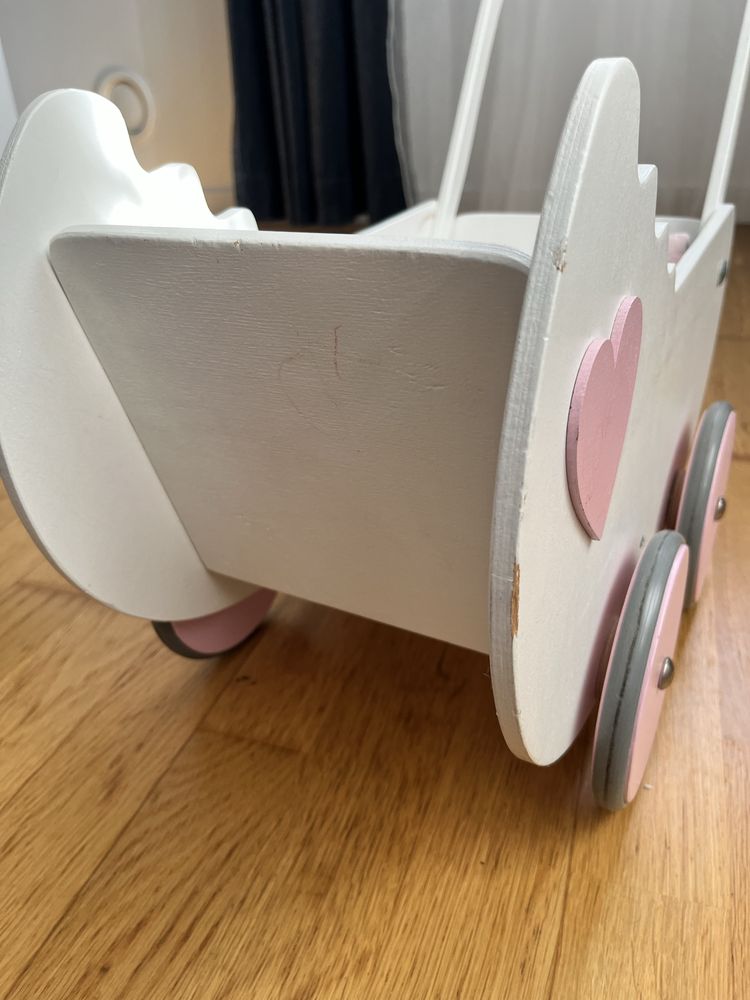Wózek dziecięcy drewniany dla lalek pościel różowy biały