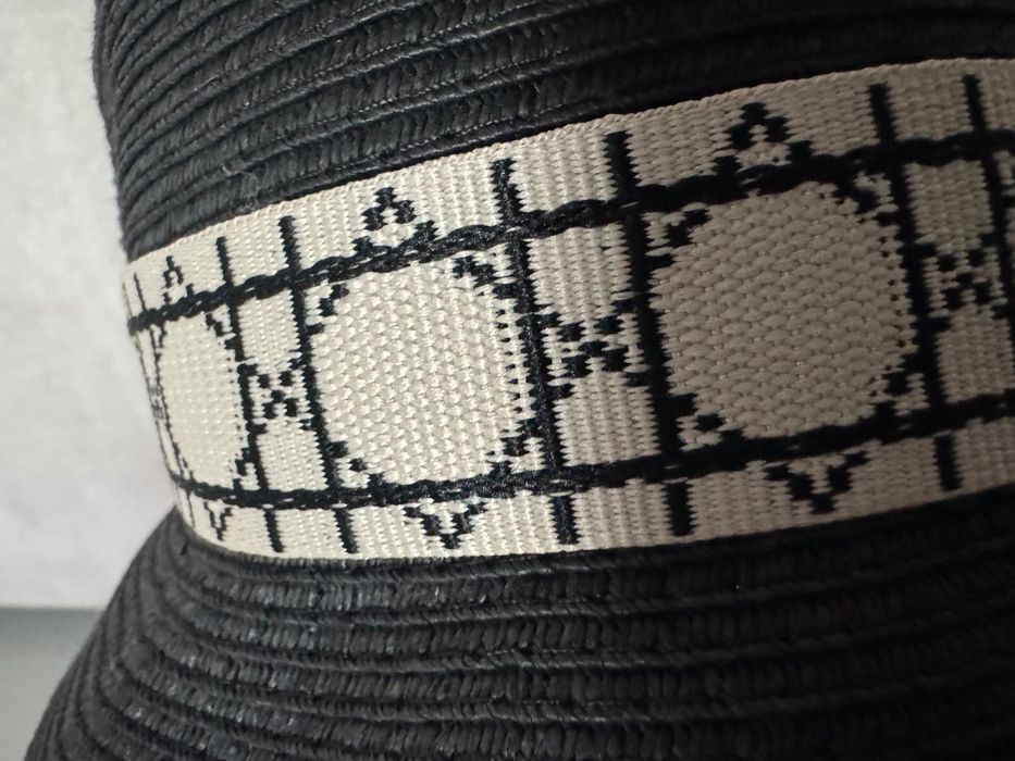 Kapelusz damski Dior rozm M regulowany nowy