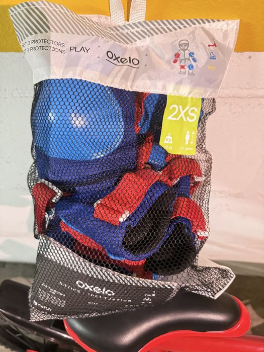 Bicicleta cars com protecoes + trotinete