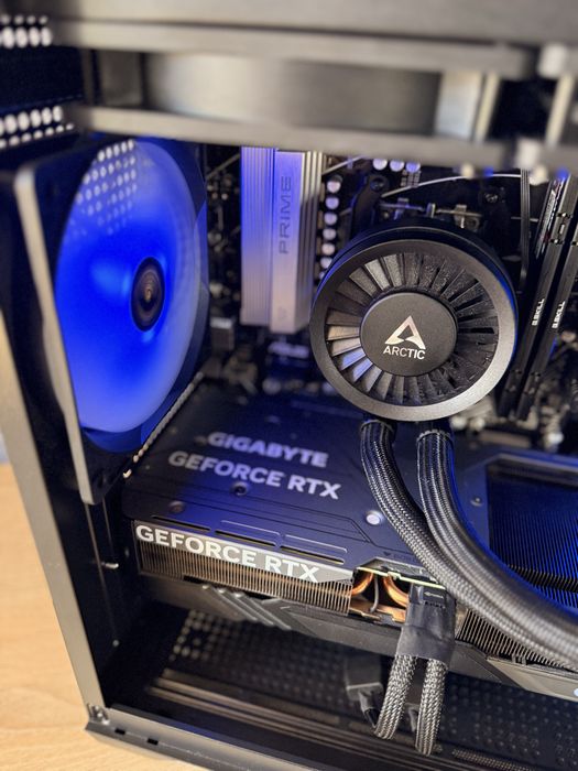 Ігровий Пк На Гарантії( Rtx 4070,Ryzen 7 7700,32gb, b650, 1tb ssd)