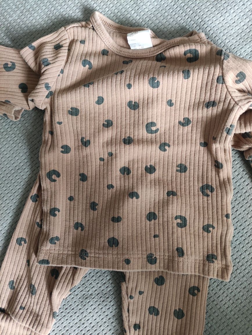Zestaw komplet bluzka legginsy prążkowany prążek hm rozmiar 62