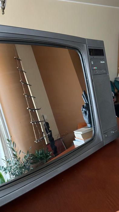 Espelho original / televisor