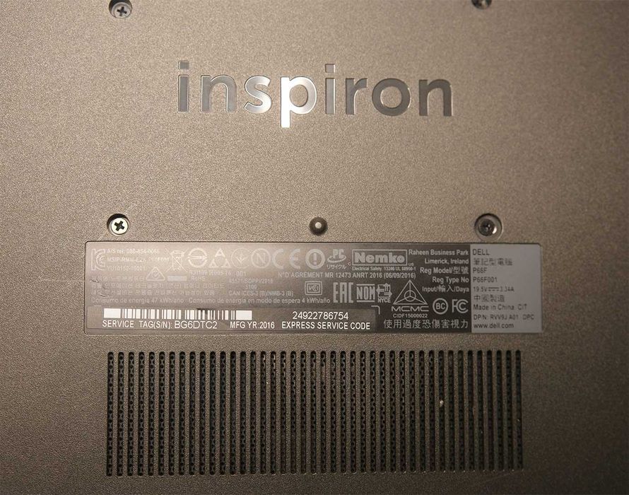 Dell Inspiron 15 z Windows 11 Professional 25H2 - laptop model 5567