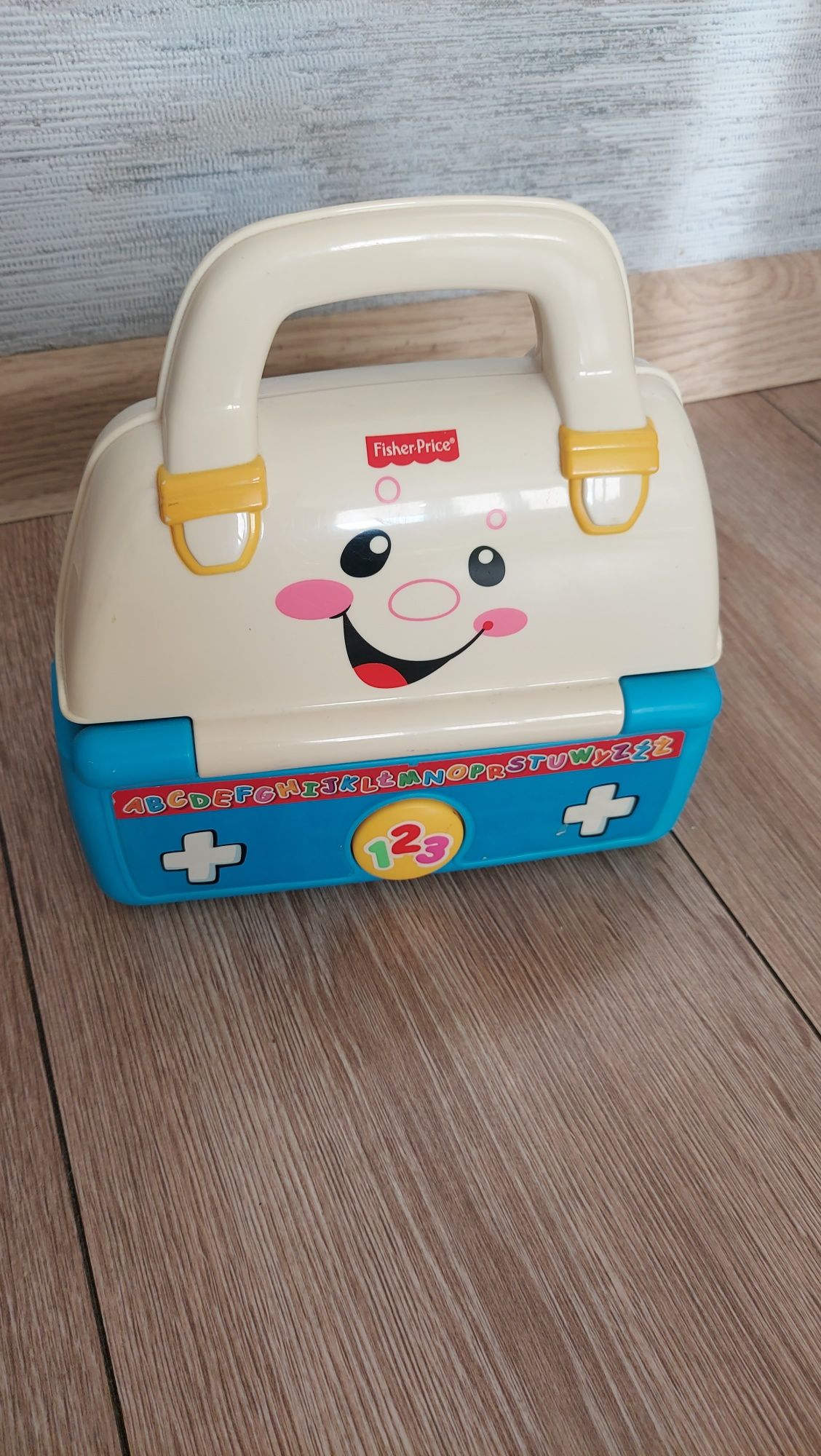 Fisher price - śpiewający zestaw małego lekarza