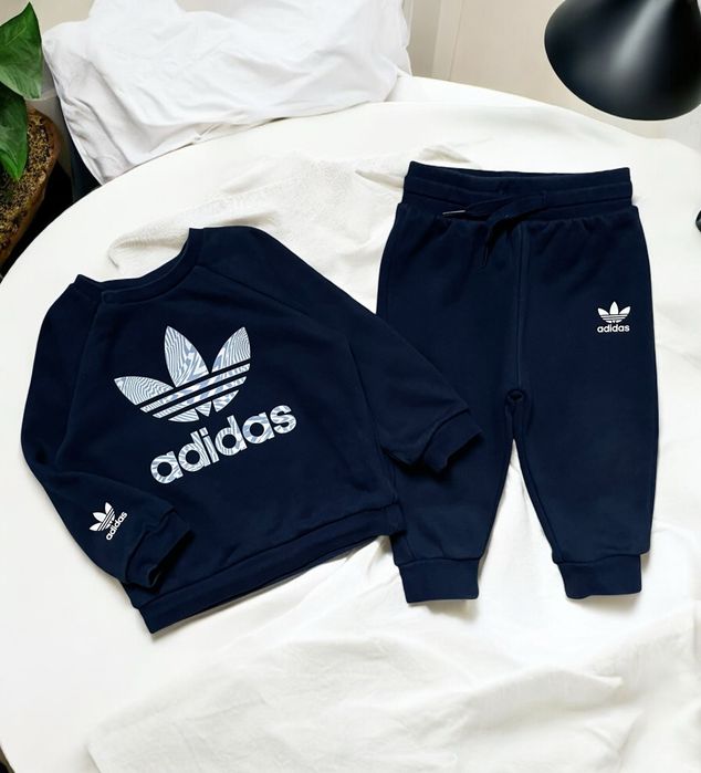 Спортивний костюм Adidas 9-12 місяців