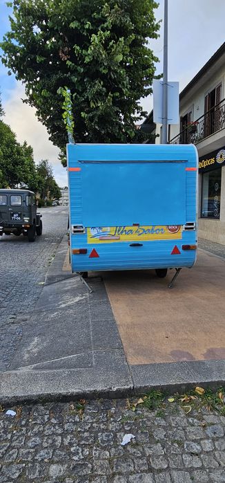 roulote de crepes e bebidas