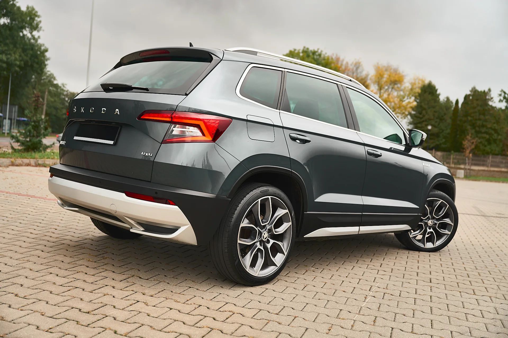 Skoda Karoq =SCOUT=2.0 TDi__4X4 __DSG__Virtual Cocpit_Full LED_EL.Klapa_KeyLessGo