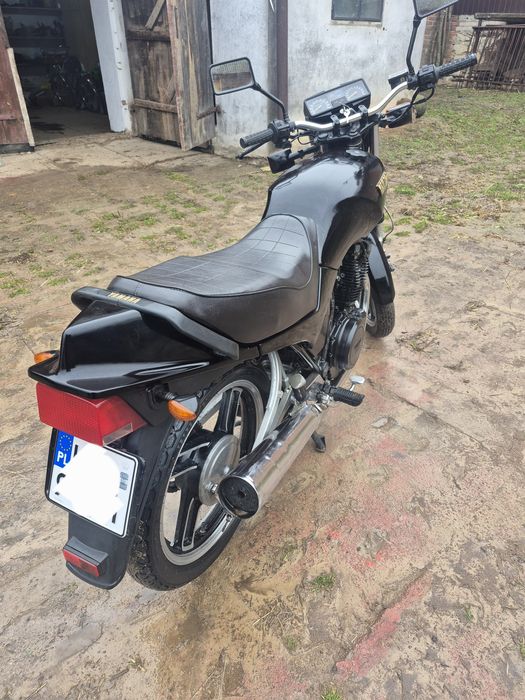 Motocykl Yamaha XS 400