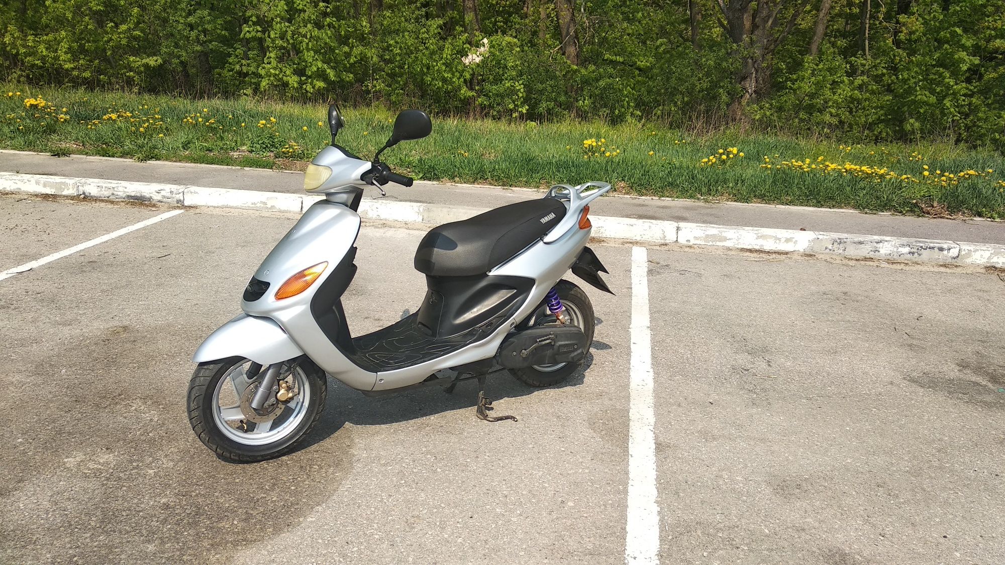 Yamaha Grand Axis 100