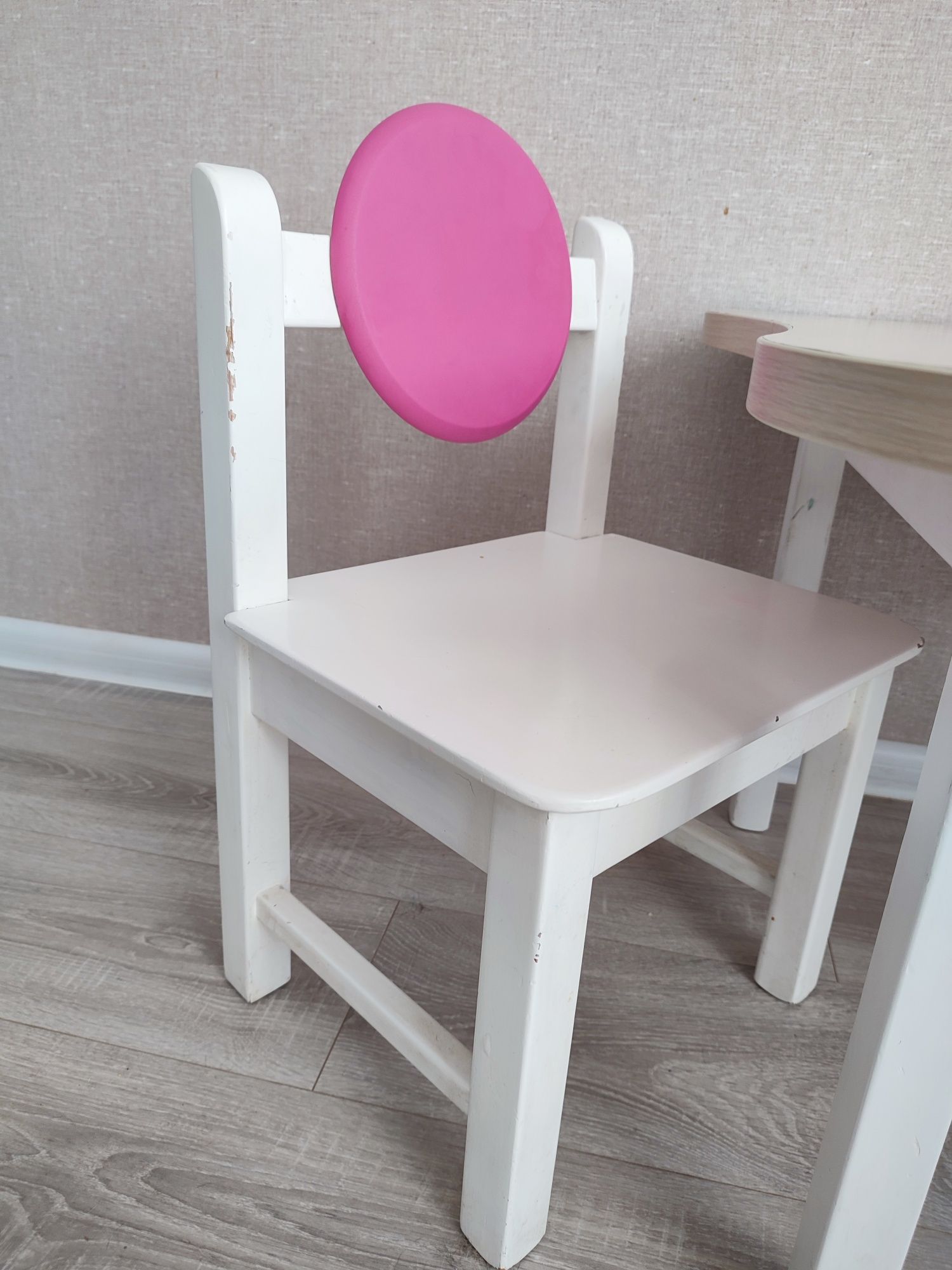 Дитячий столик і стільці