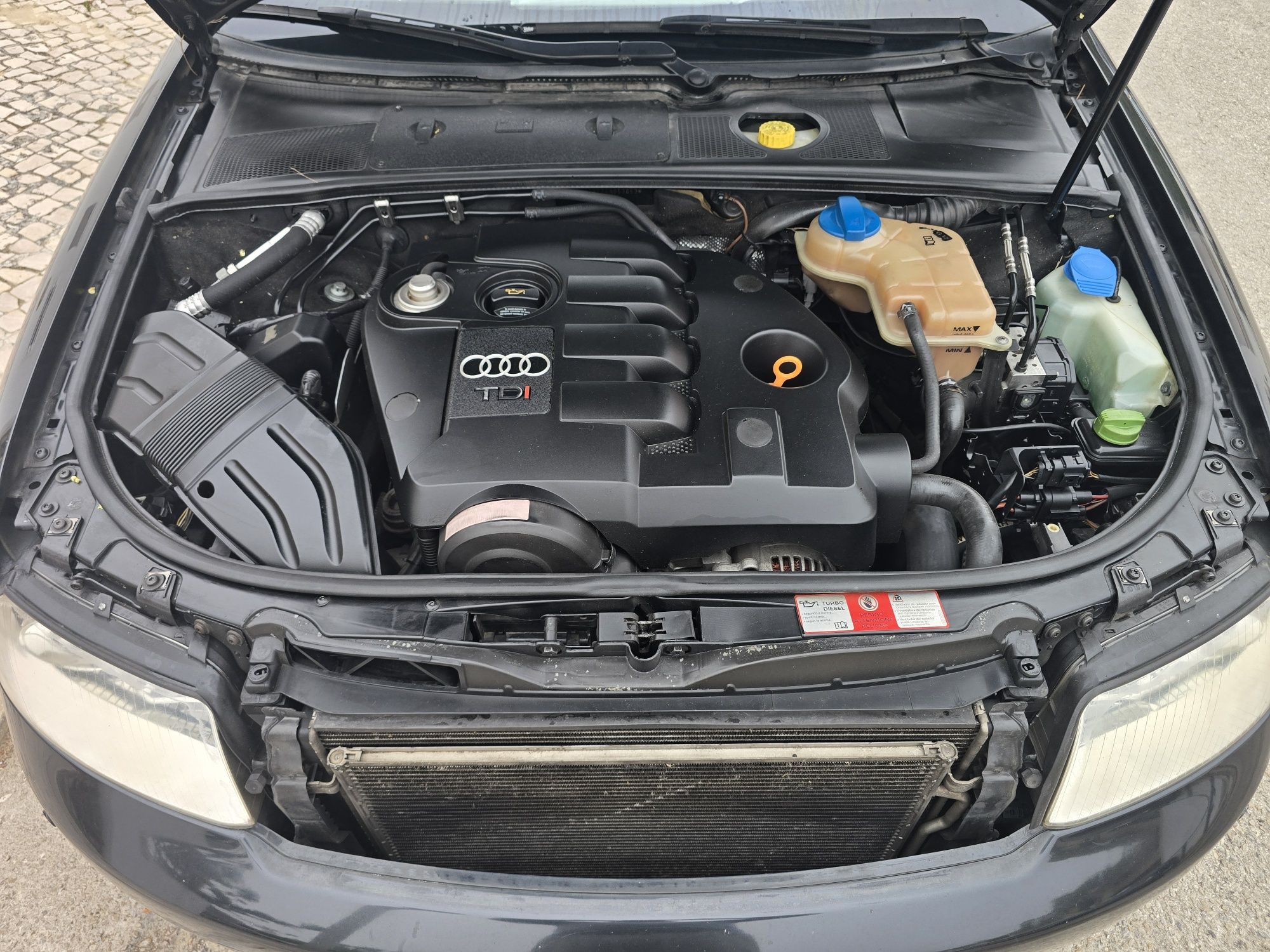 Audi A4 B6 1.9 tdi 130cv Sline