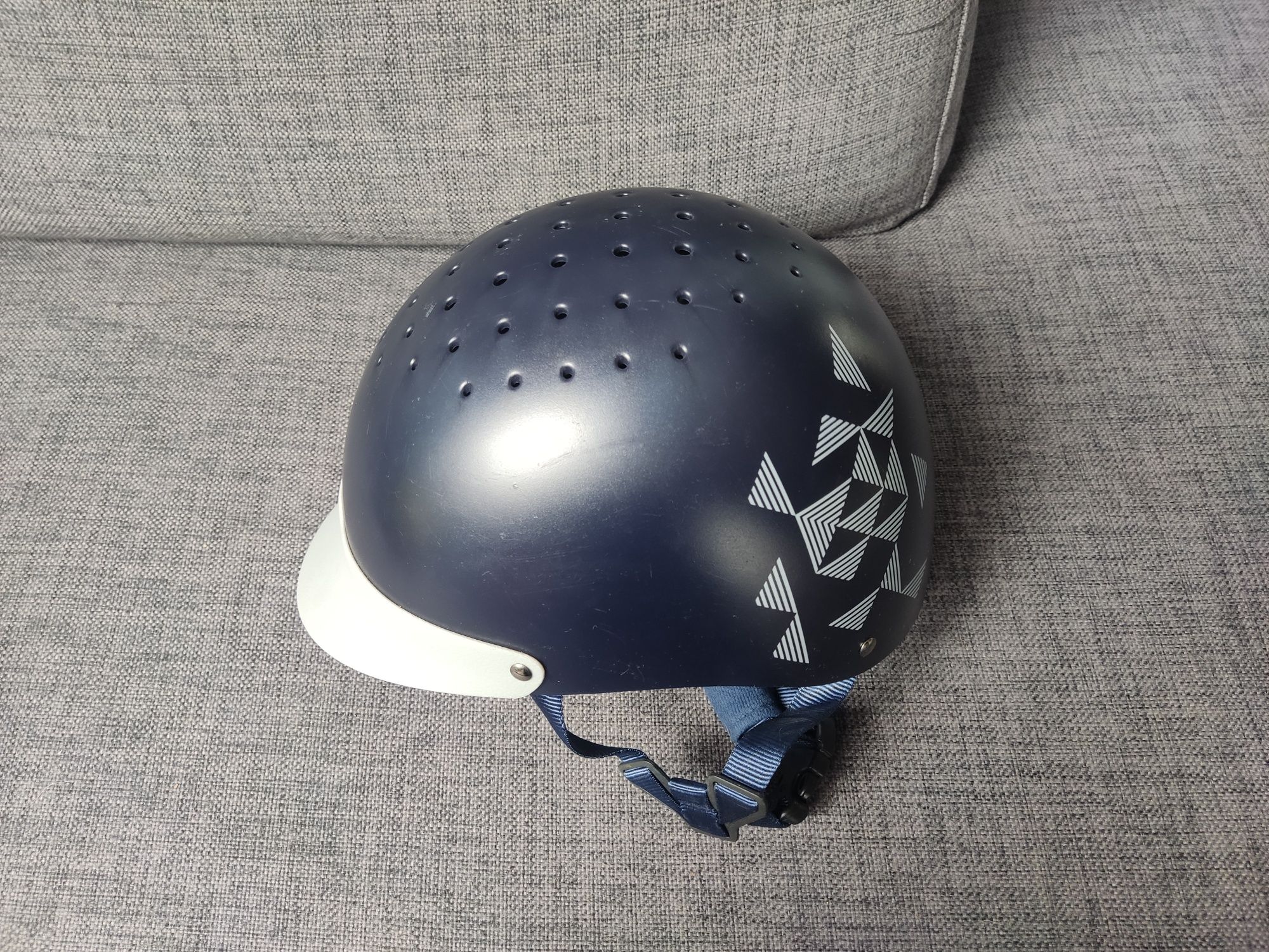 Kask jeździecki fouganza Decathlon rozmiar XS (48-52cm)