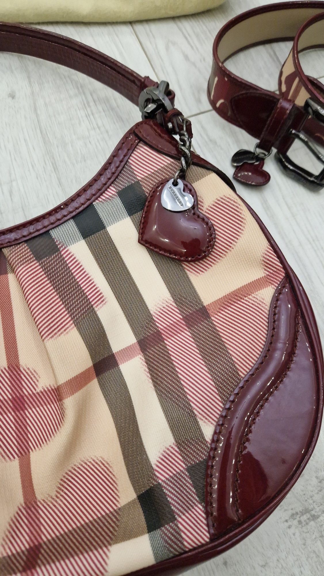 Сумка Burberry Оригинал! +ремень, +платочек