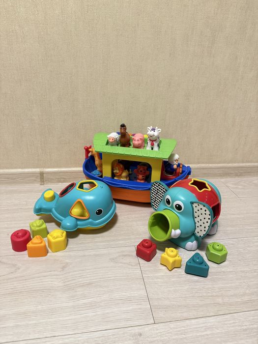 Дитячі іграшки сортери