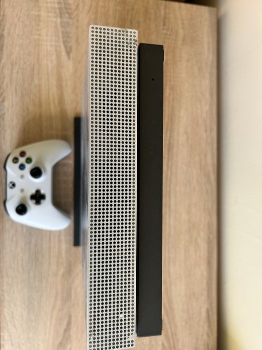 Xbox Gears 1 Tb limited edition