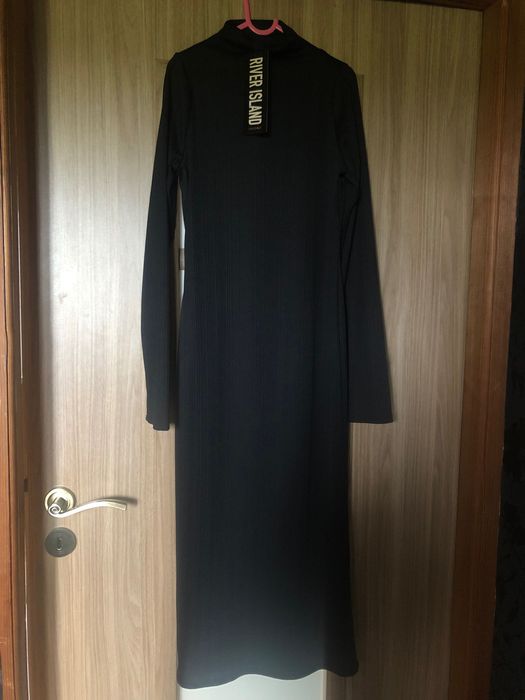 Czarna sukienka River Island