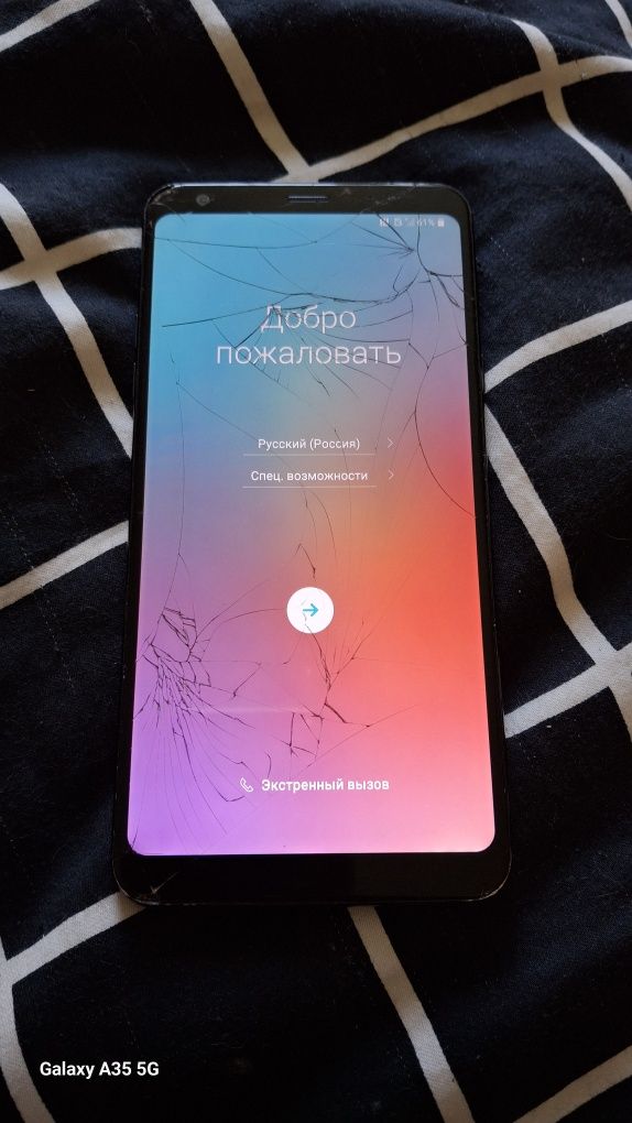 Телефон LG Qstylus