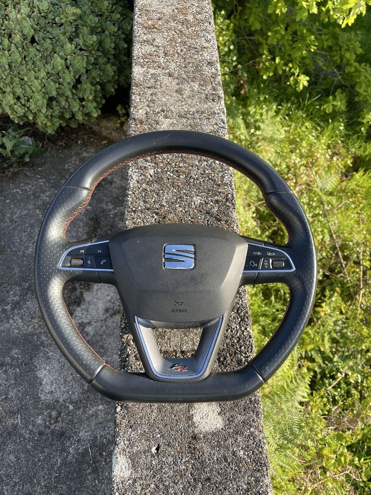 Volante Seat Leon FR