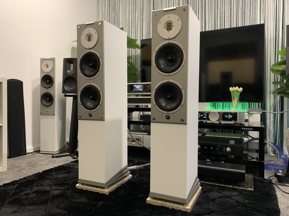Hi-End Audiovector Mi3 Avantgarde Arrete LE Białe Flagowe 7000Euro