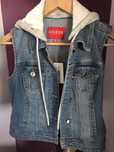 NOWA Kamizelka jeansowa Guess XS z metką