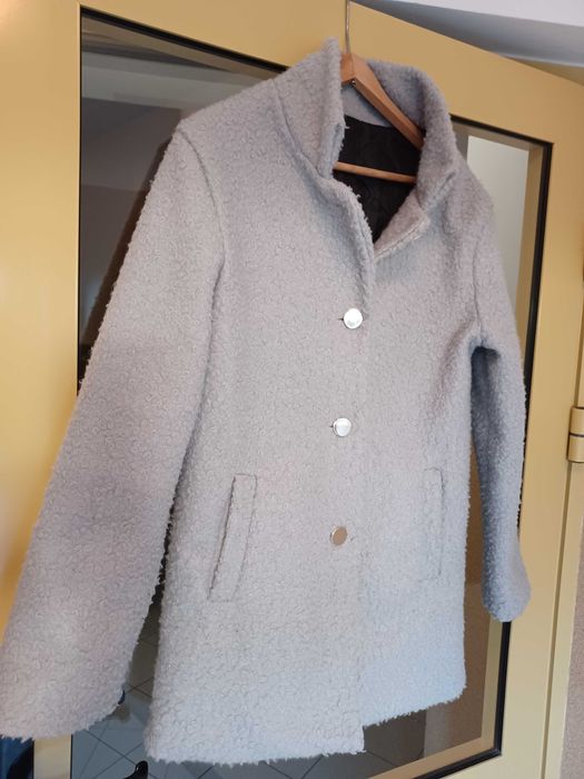 Szary jesienno- zimowy Płaszcz ocieplany marki Made In Italy rozmiar S