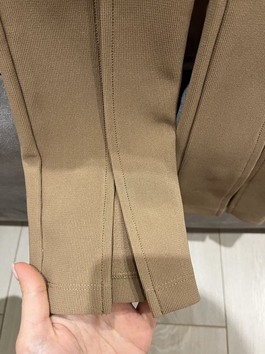 Штани приталені в рубчик Zara