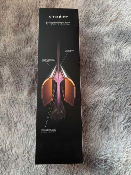 Zupełnie nowa inteligentna prostownica do włosów Dyson airstrait HT01