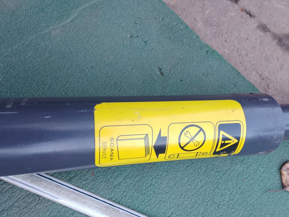 Гідроциліндр у гарному стані