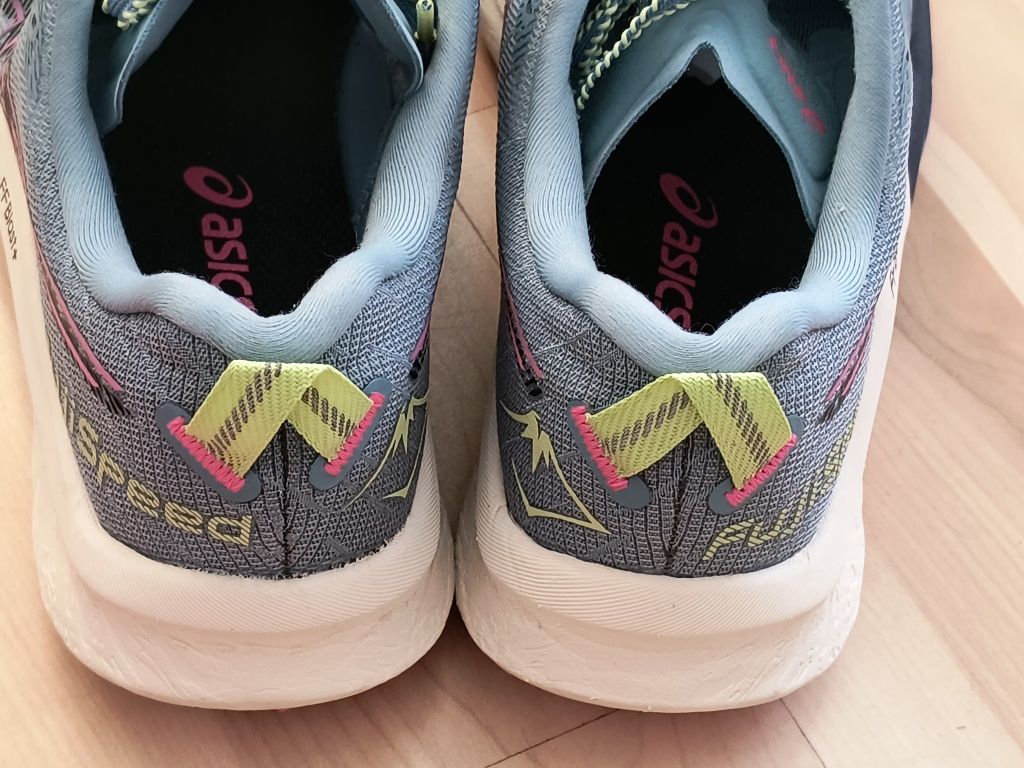 Asics Fuji Speed 2 39 Nowe