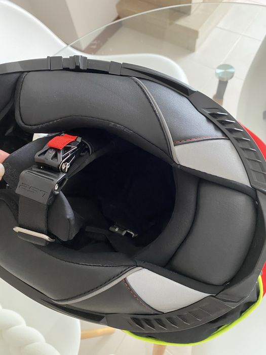 Capacete moto LS2