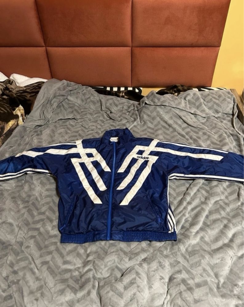 klasyczna lekka kurtka adidas vintage boxy granatowa