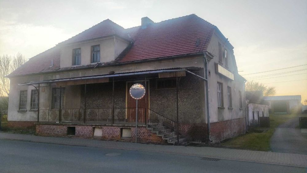 Sprzedam dom 300m2 do remontu