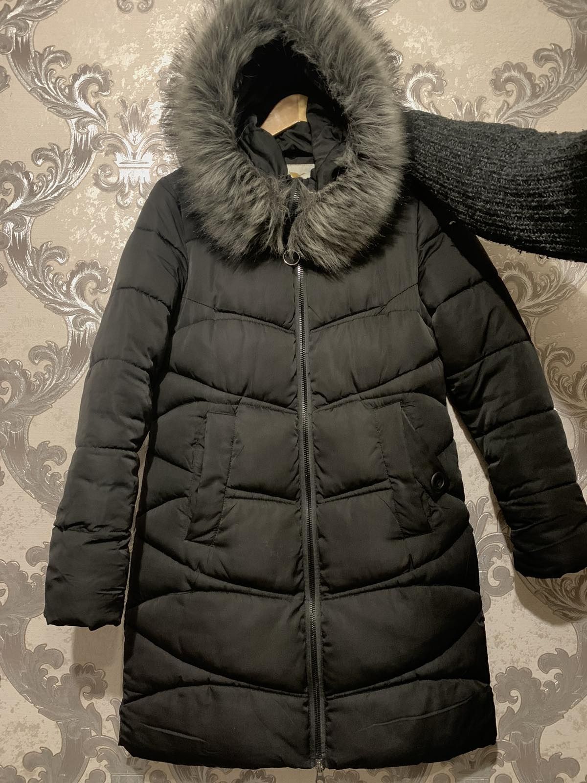 куртка, пуховик,пальто зима 48 р