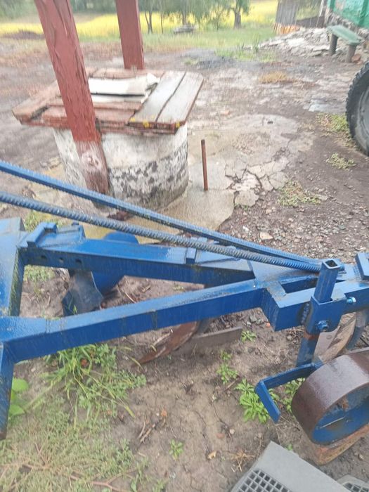 Плуг 4/25 чотирьох корпусний до трактора МТЗ,ЮМЗ, т-40.