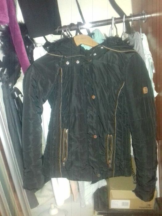 Kurtka z kapturem - damska