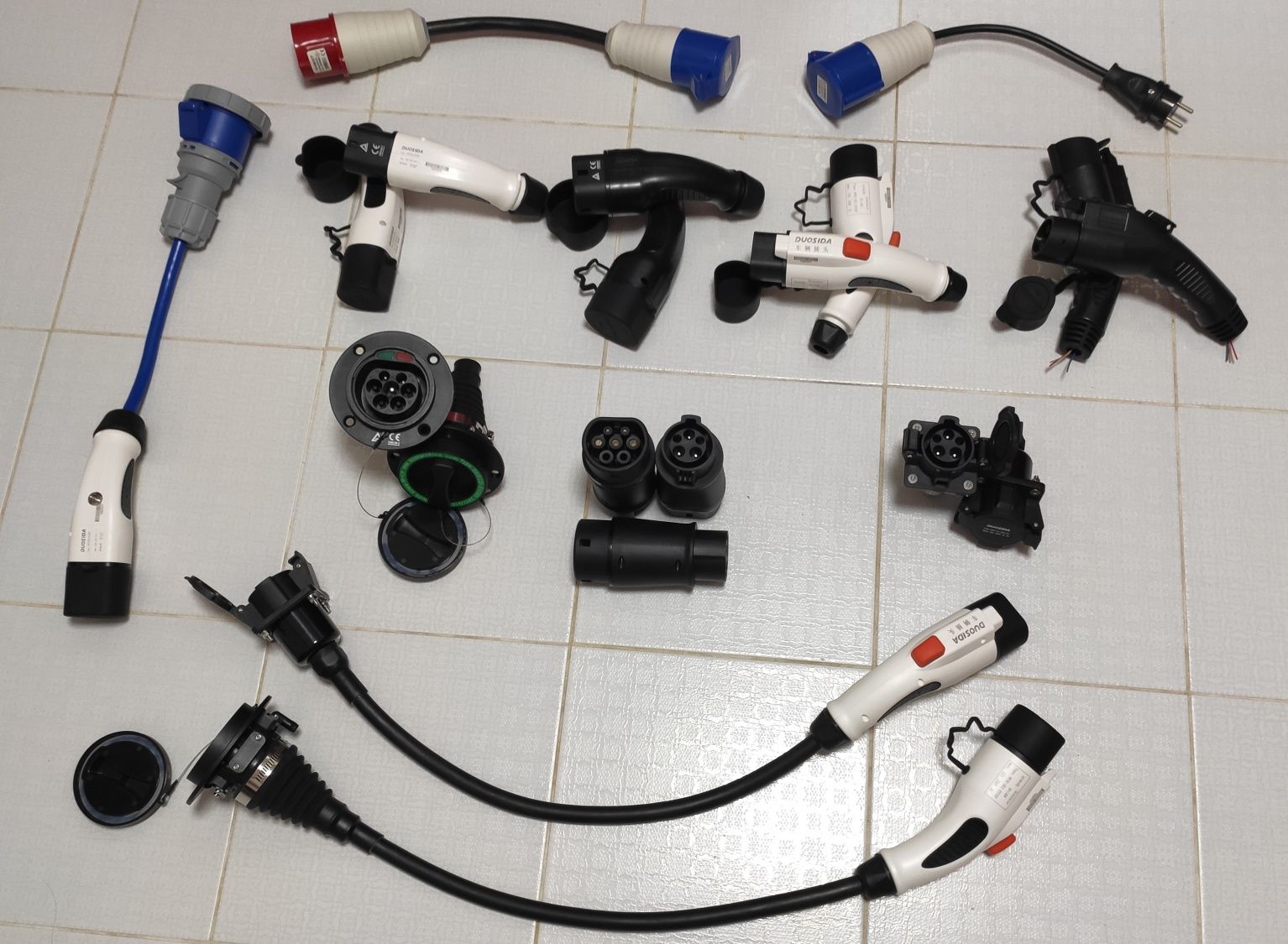 Переходники электромобилей J1772, Mennekes IEC62196, Type 2 GBT, Tesla