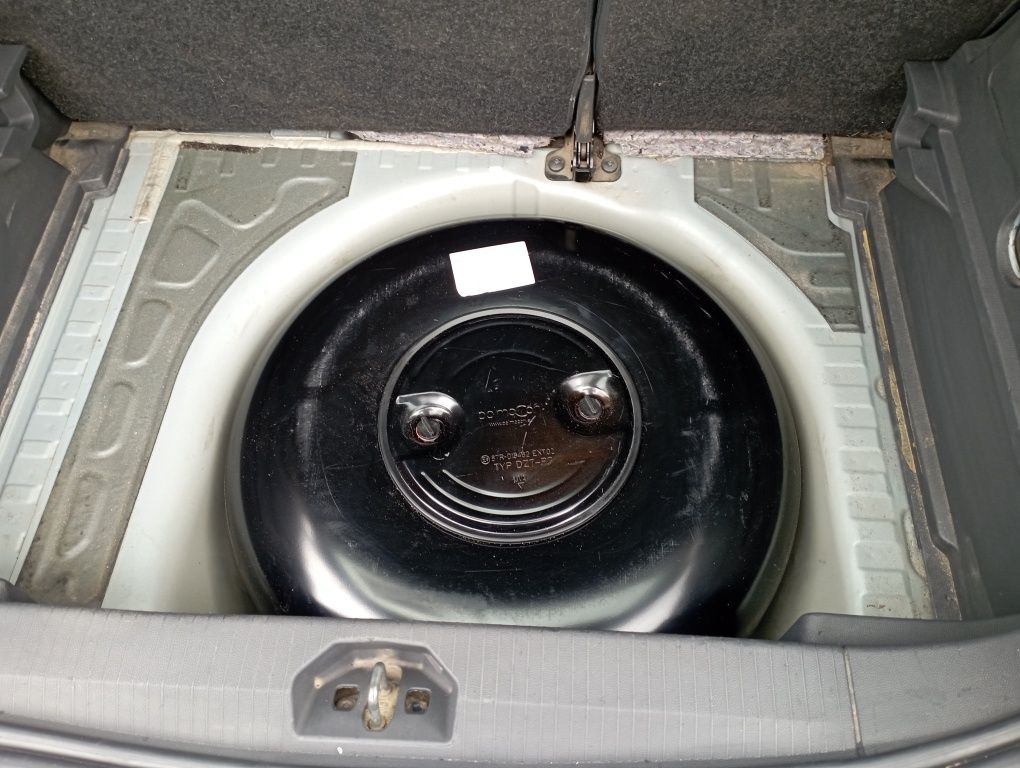 OPEL CORSA 2008r w LPG (6,5L GAZU/100km)