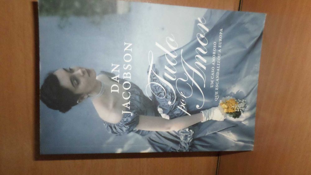Tudo Por Amor/  Livro de Bolso de Dan Jacobson